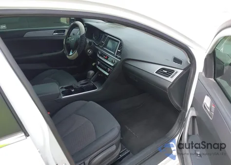 2019 Hyundai Sonata Se z USA, uszkodzony, nr VIN 5NPE24AF0KH791744